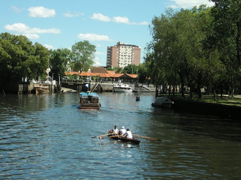 Tigre Delta River Cruise by geocheb