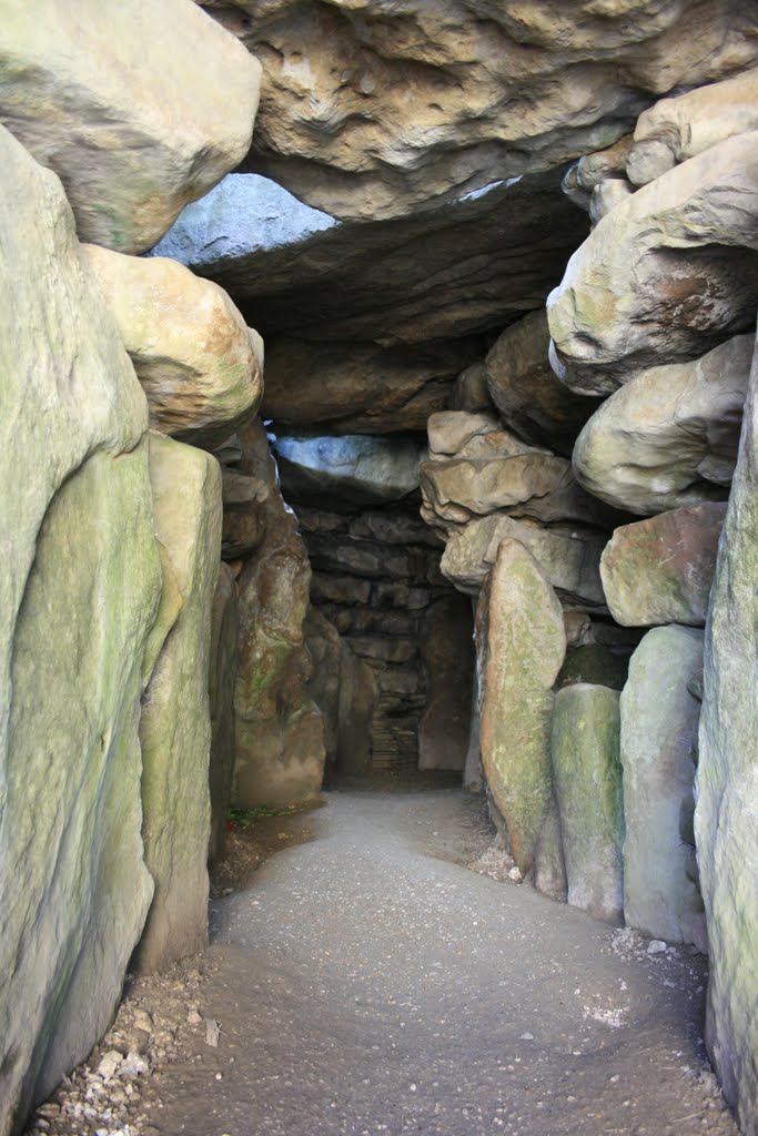 West Kennet Long Barrow interior by fillup