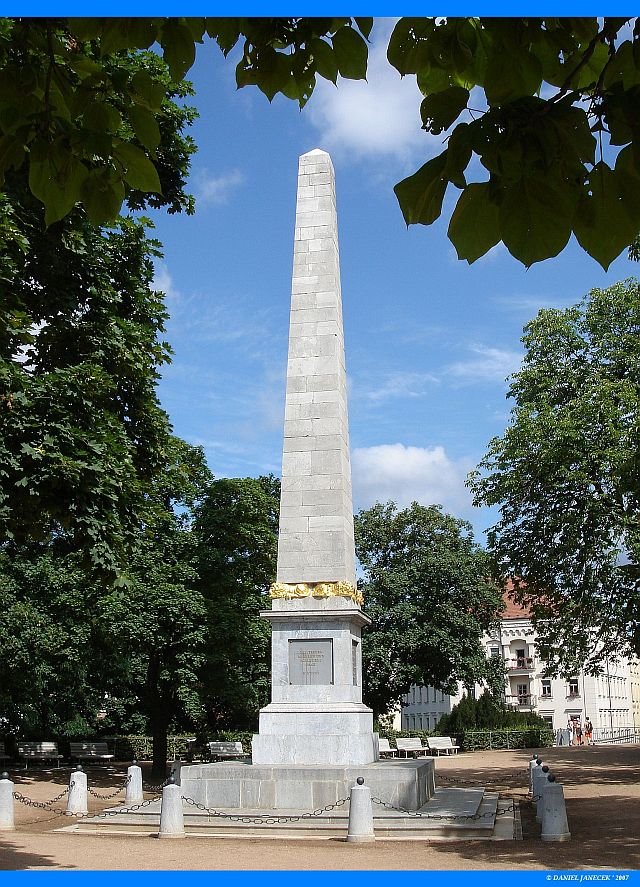 * * MONUMENT IN DENISOVY SADY * * by DJSHANDAN