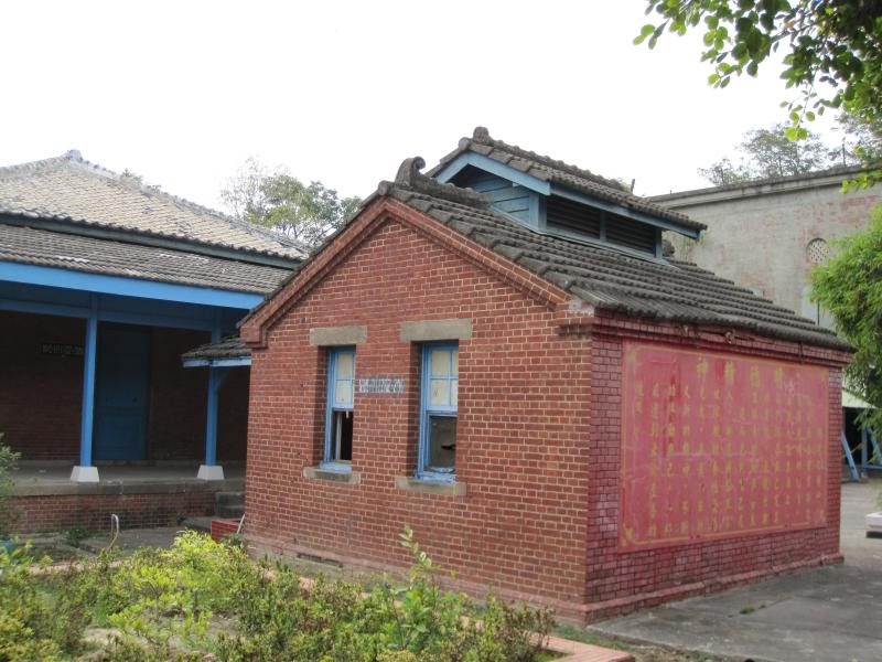 Navy Mingde Training School (Abandoned) by Chih-Hao Tsai