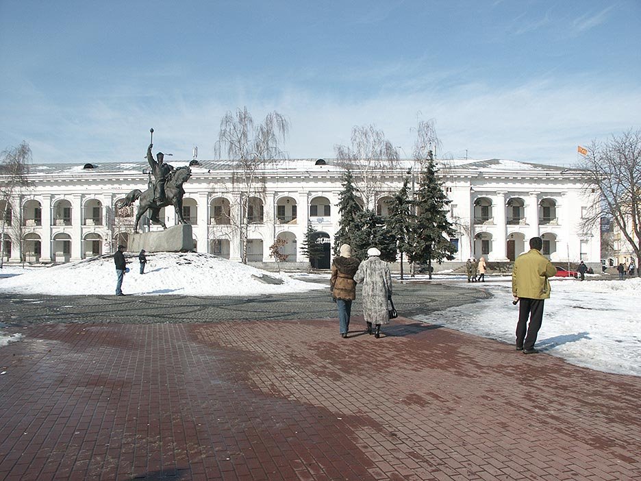 Украина (Украïна): Киев (Киïв): Подольский (Подiльський) район: площадь Контрактовая by vadimpl