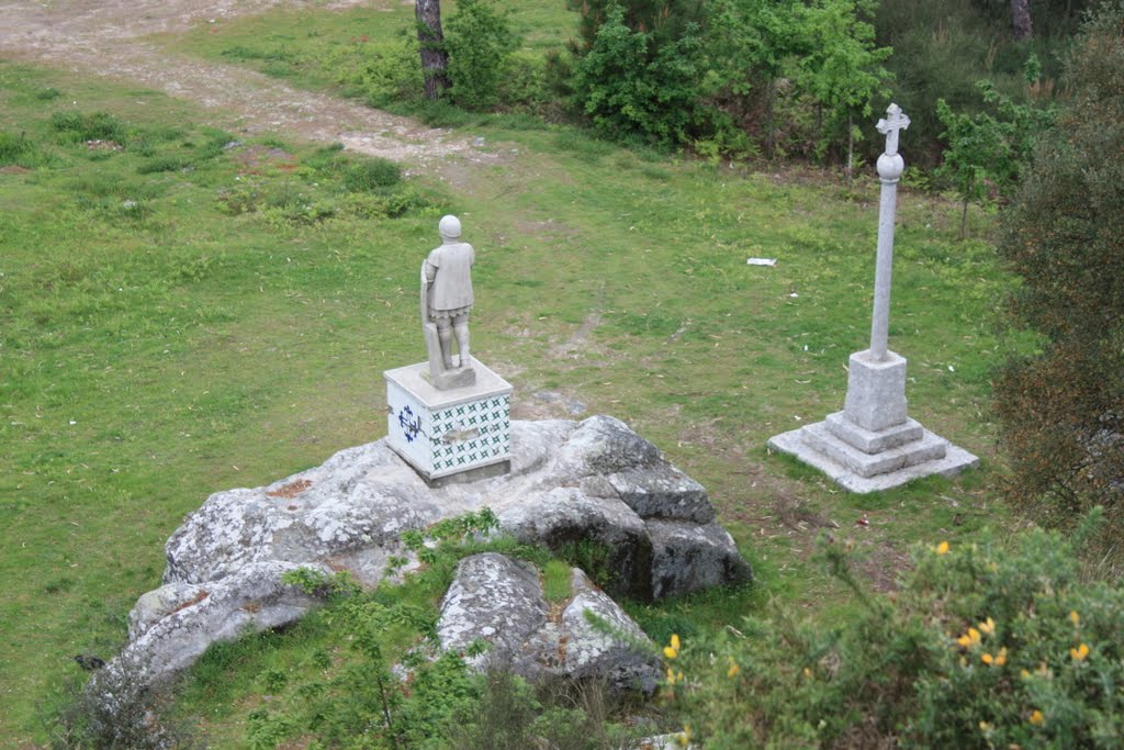 Estatua do Santo Condestavel by Guizel