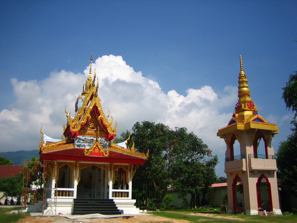 Thai temple by NovHeaven