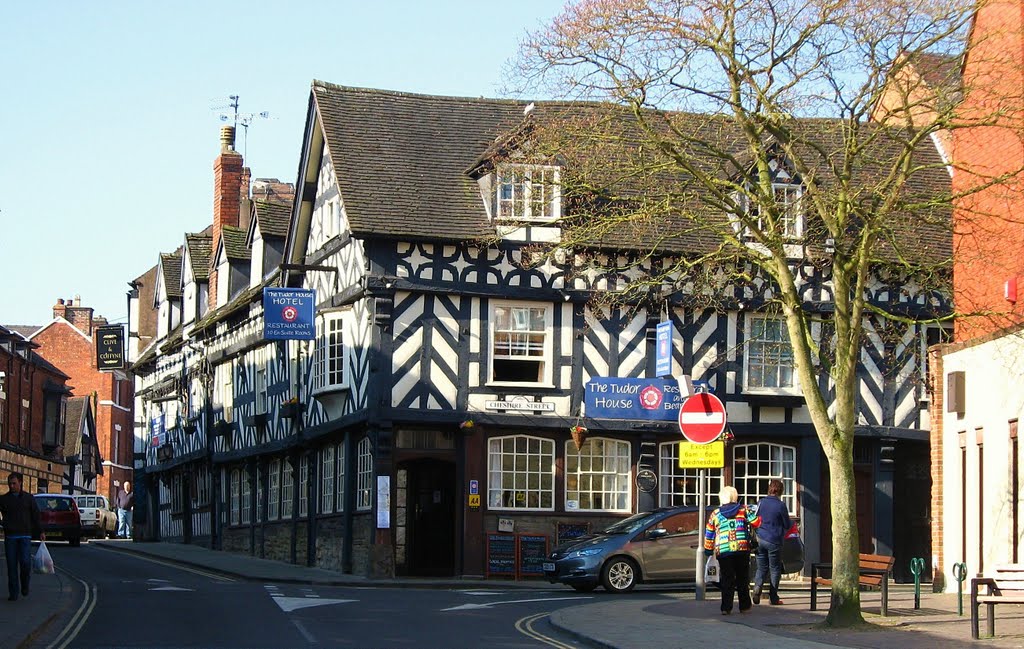 Tudor House Hotel, Market Drayton by anythingbutgas