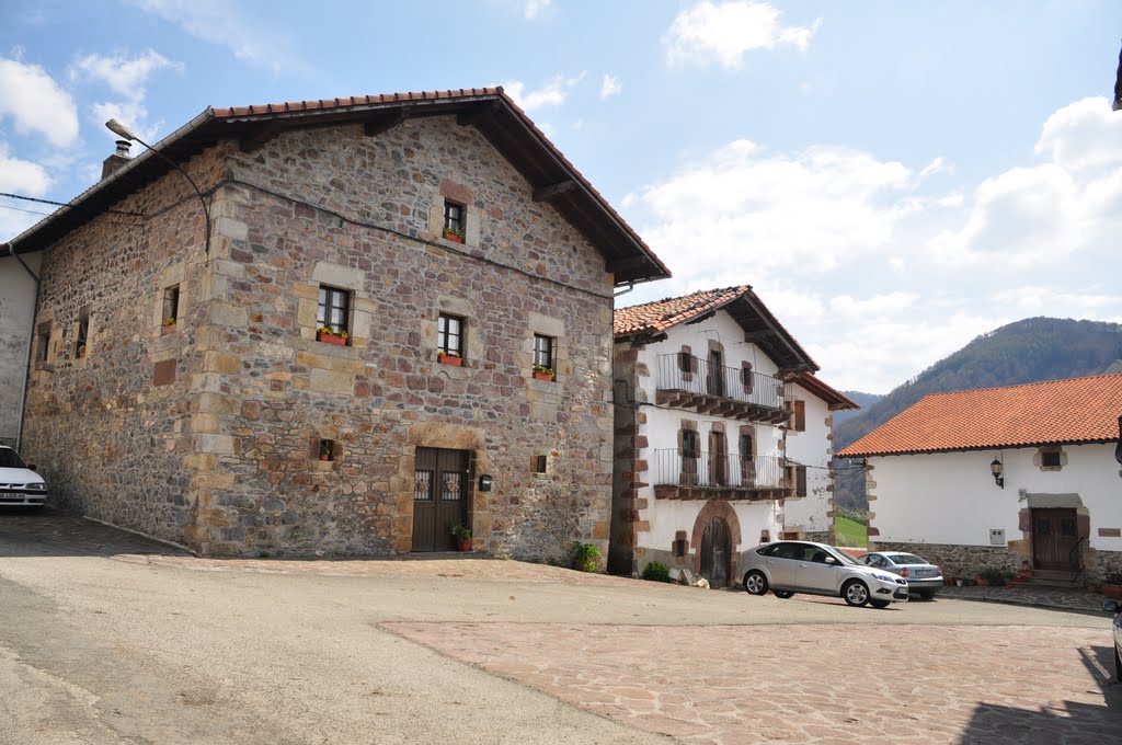 Casas de Saldias by EpMartín ☼