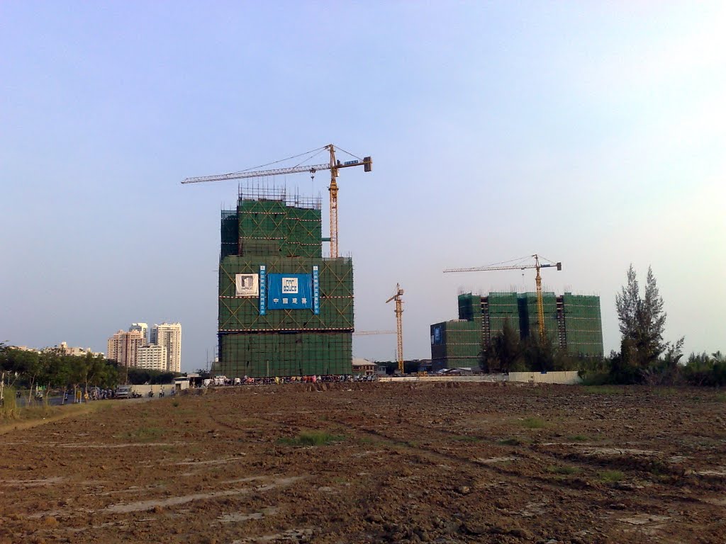 Riverside Residences construction site by Vũ Hà Duy