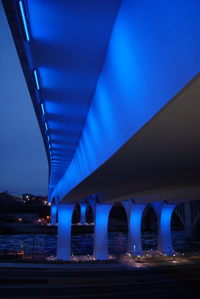 (New) I35W-Mississippi River Bridge by mattodot