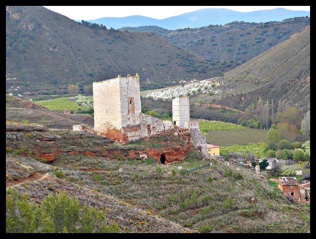 Castillo de villafeliche by manolomorenomedina