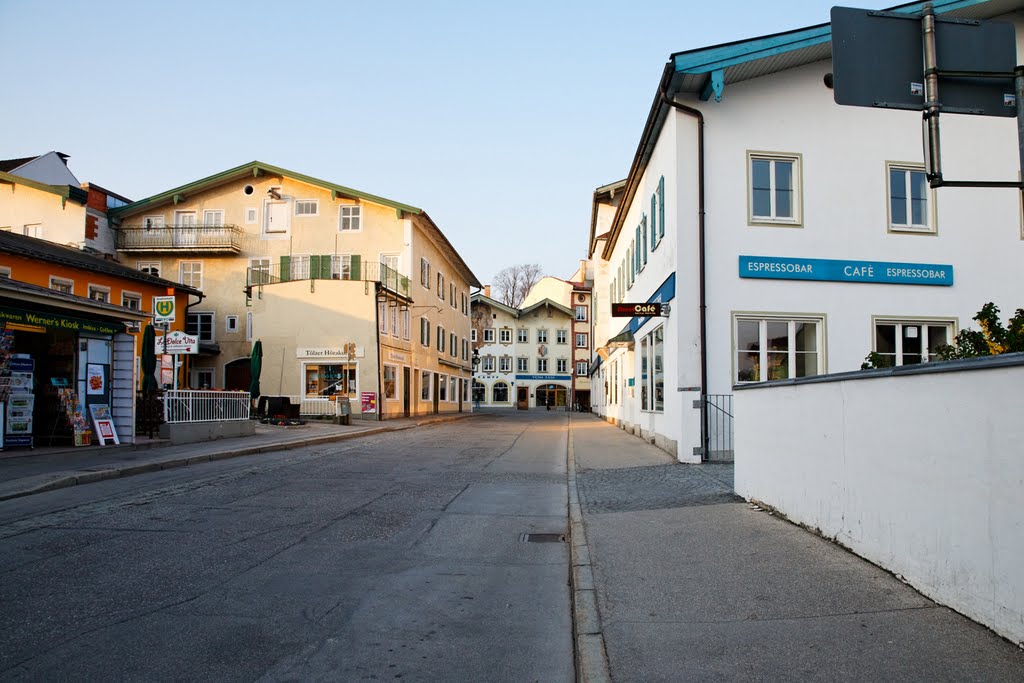 Bad Tölz, Hindenburgstraße by KlausFR