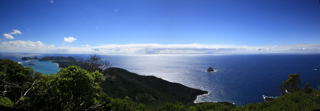 View from Mount Lidgbird looking North by TheDoc-AUS