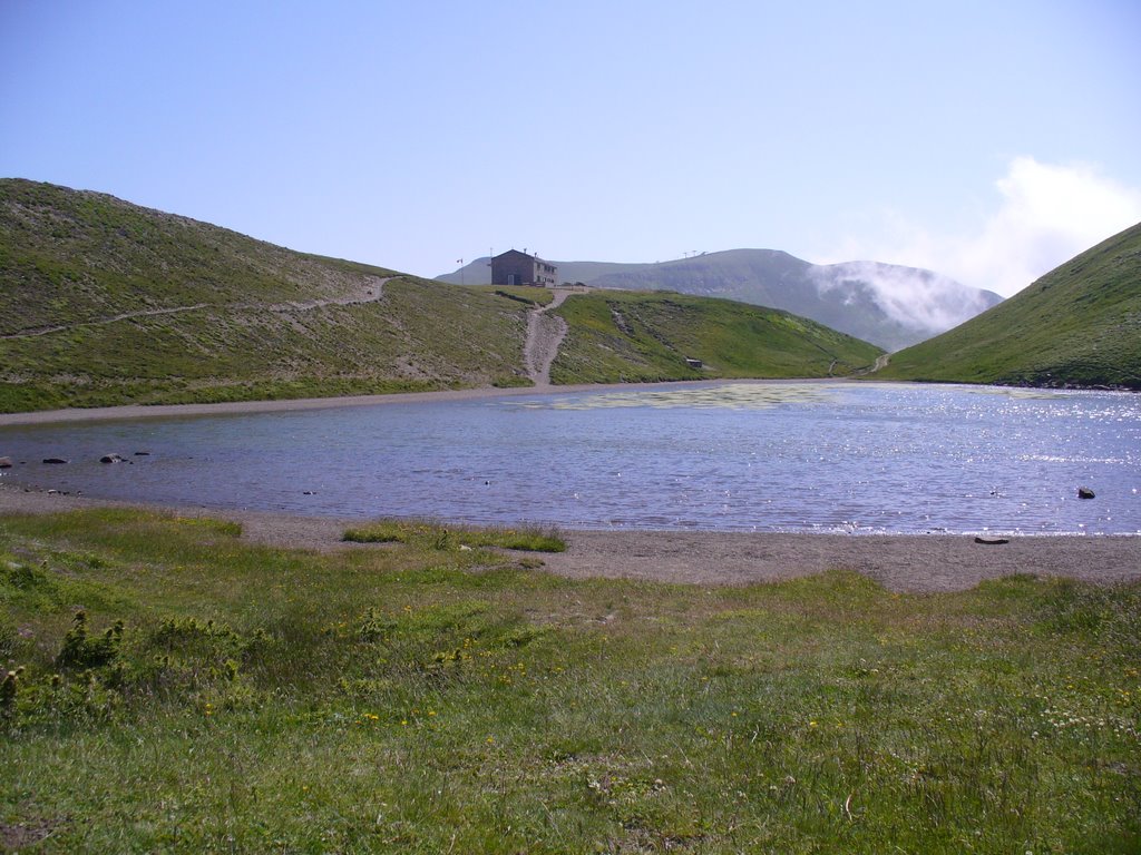 Lago Scaffaiolo by Lunar77