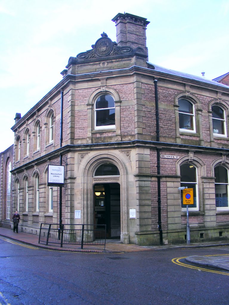 Macclesfield Library by goralpm