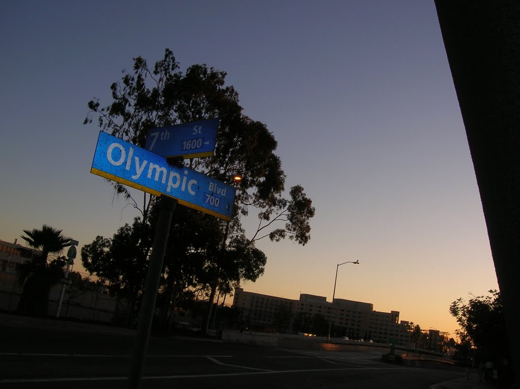 Olympic and 7th by urbanhikingleague