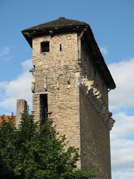 Porte médiévale de Crémieu, Isère by Tonton Esteban