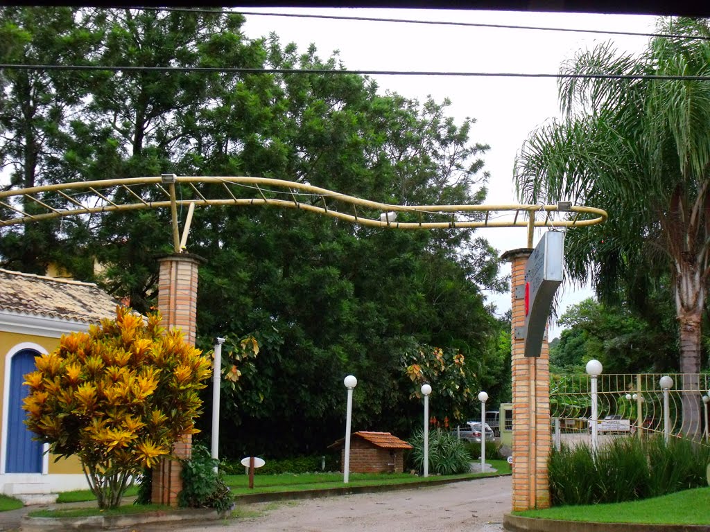 Hotel São Sebastião da Praia - Campeche, Florianópolis - SC by Hermes Daniel