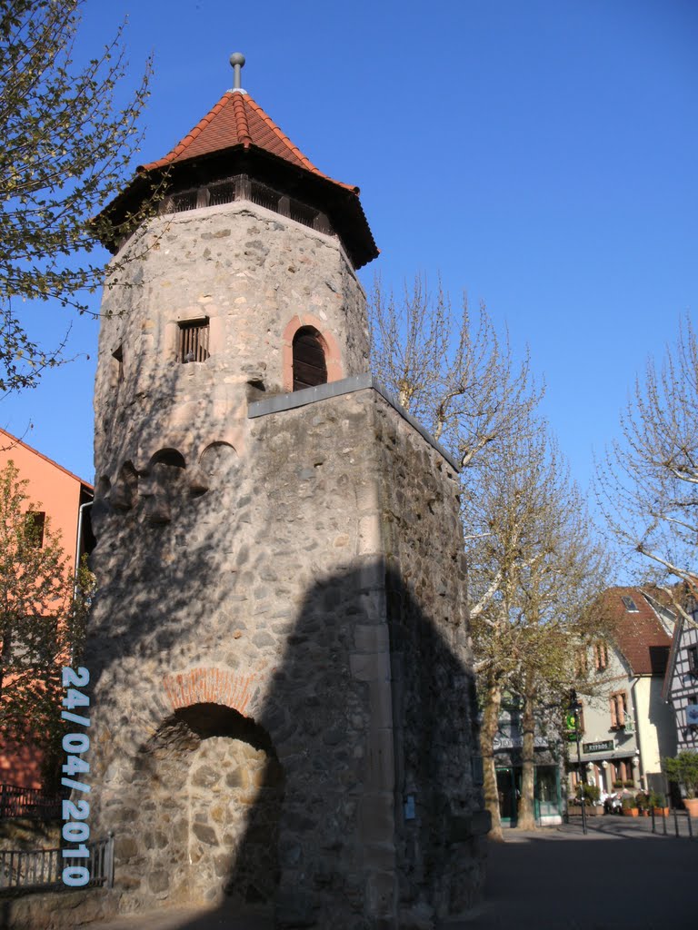 Bensheimer Altstadt; Rinnentorturm by Karl0507