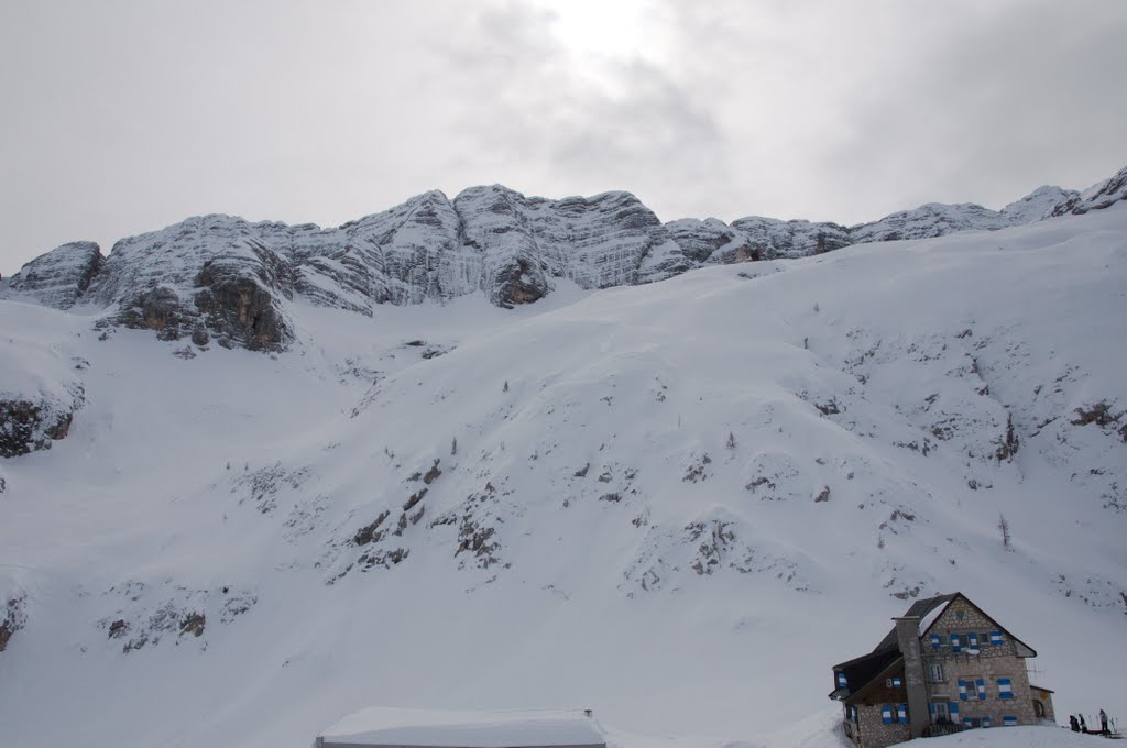 Rifugio Celso Gilberti al Monte Canin by fdrsandro