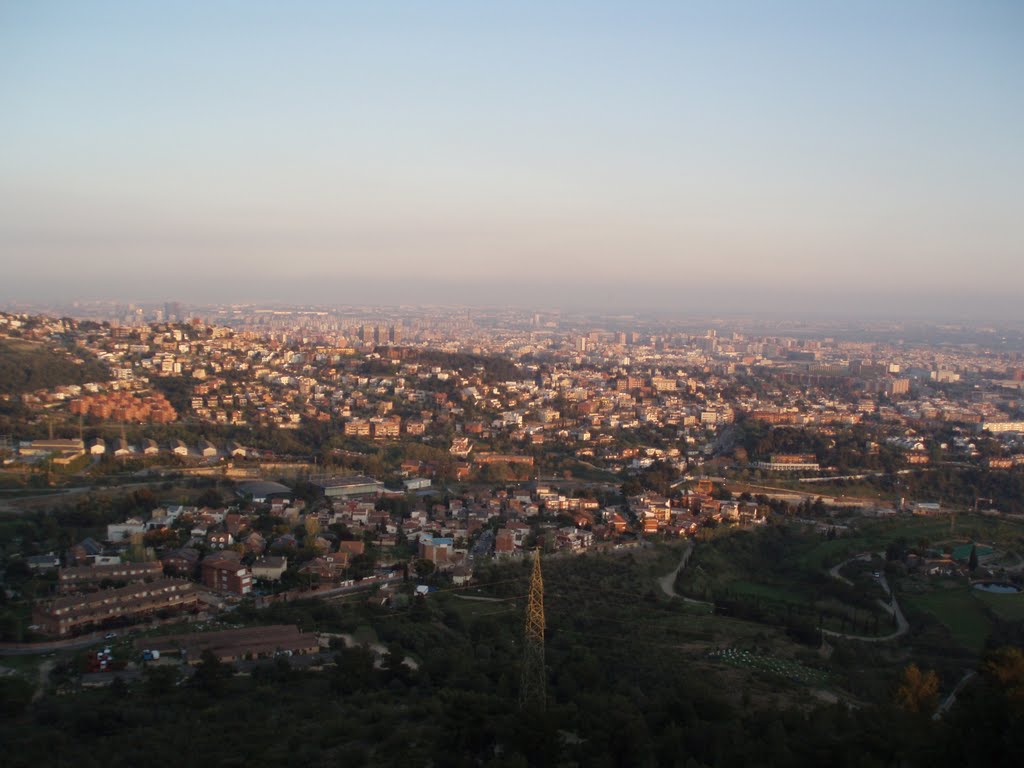 Vistes des de la penya del moro (Sant Feliu de Llobregat) by hector147