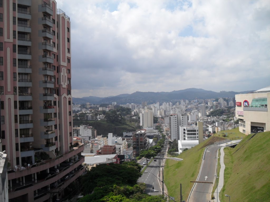 Juiz de Fora vista do Viaduto da Independência² by parente do marquês