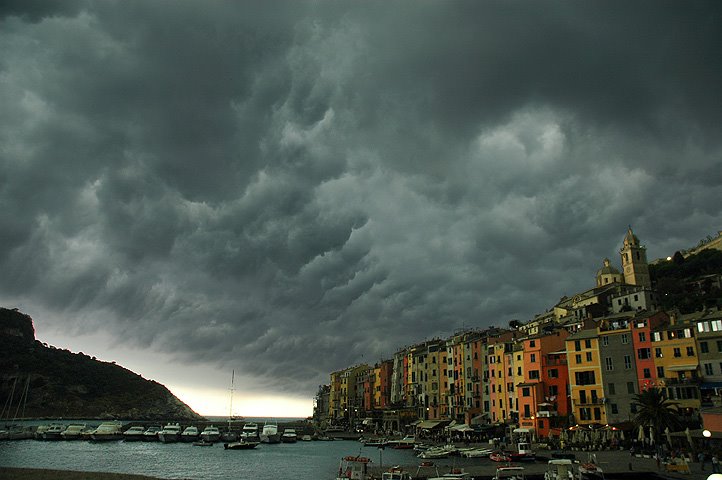 Portovenere, Cinque Terre by janyols