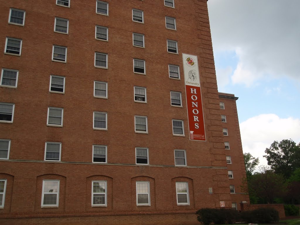 Honors Dorm UMD by marylohr