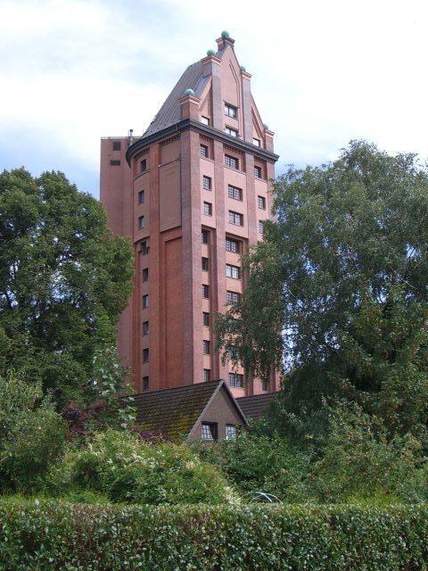 Watertower apartments, Stellingen, Hamburg by Mat Nichol