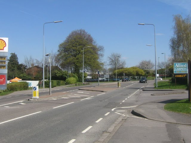 Winchester Road, Basingstoke by Robert'sGoogleEarthPictures