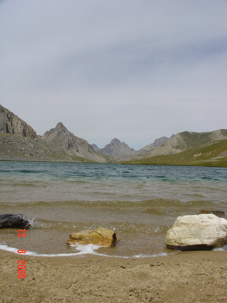 Lac de l'Orrenaye by gert-aartselaar