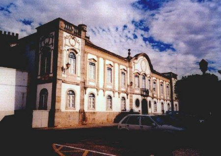 Palácio Caldeira de Castel-Branco by Restaurador