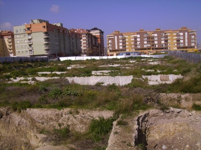 Futuro Centro de Salud Bulevar. Restos arqueológicos Marroquíes bajos by ALLPE Medio Ambiente