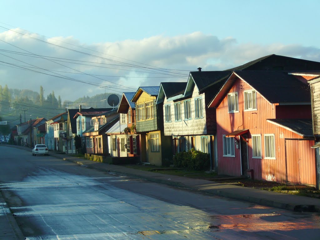 Calle Pedro Montt - Castro - Chiloe by littletroll