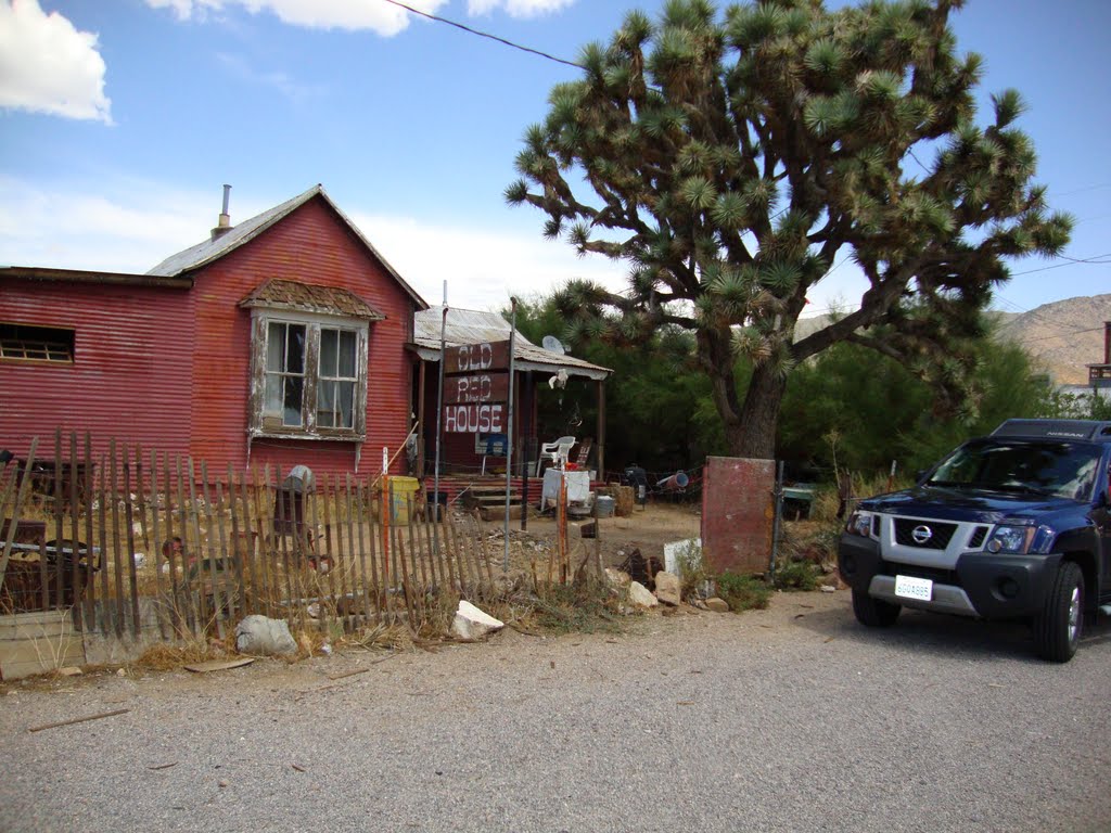 OLD RED HOUSE by mrslobo@google.com