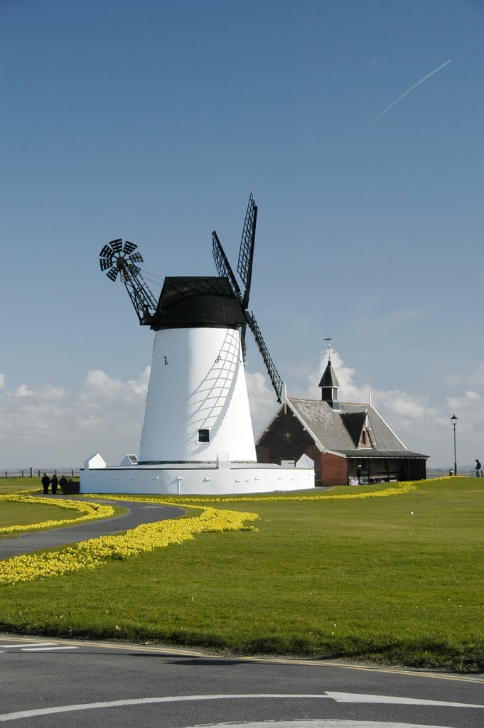 Lytham Windmill by eon2