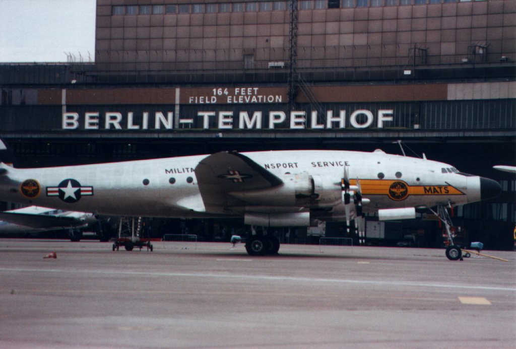 Airport Tempelhof by Bubu63