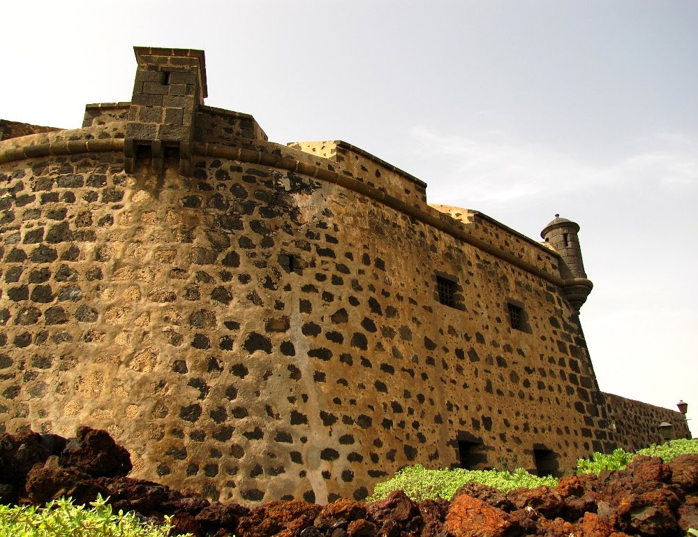 Castillo de San José by fajna_asia