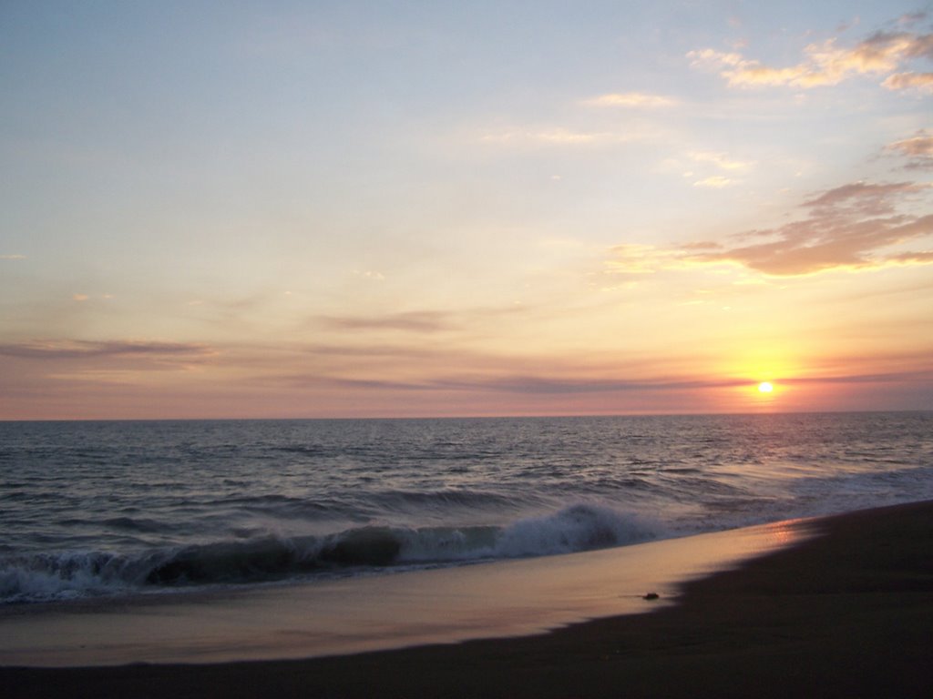 Monte Rico Beach by Emilio Orantes