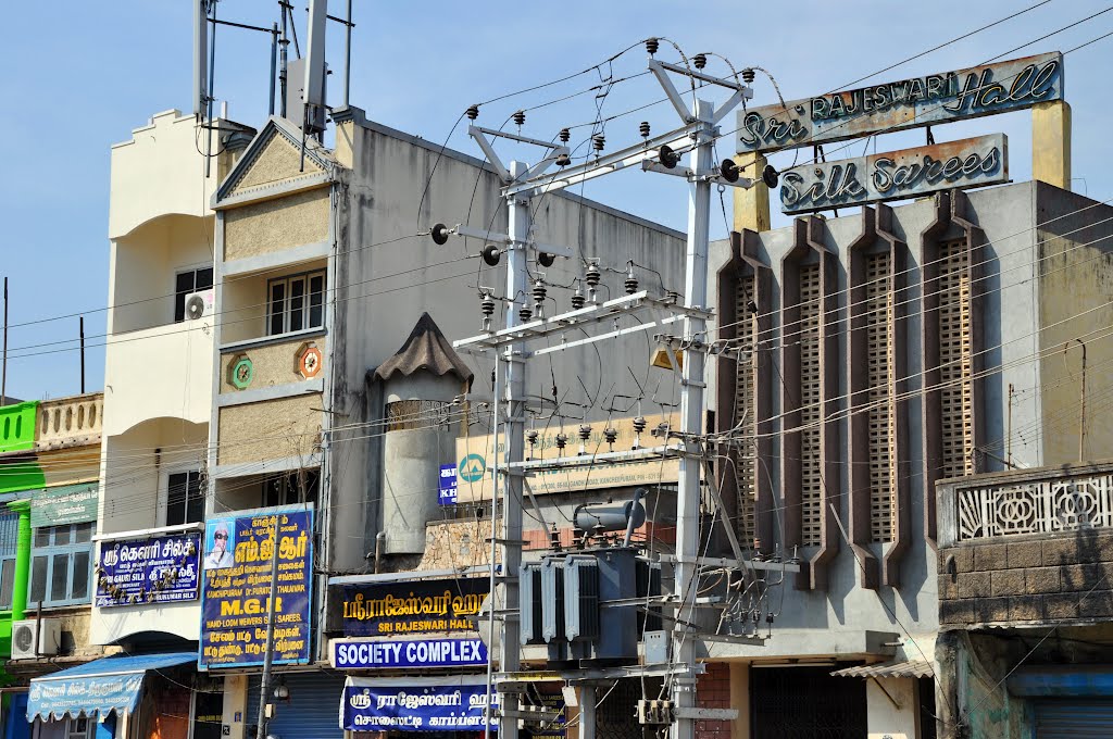 Kanchipuram, Tamil Nadu, India. by Nicola e Pina India 2010