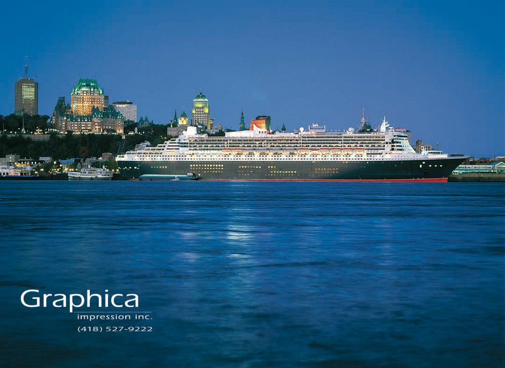 Queen Mary 2 Quebec by Louis Parent