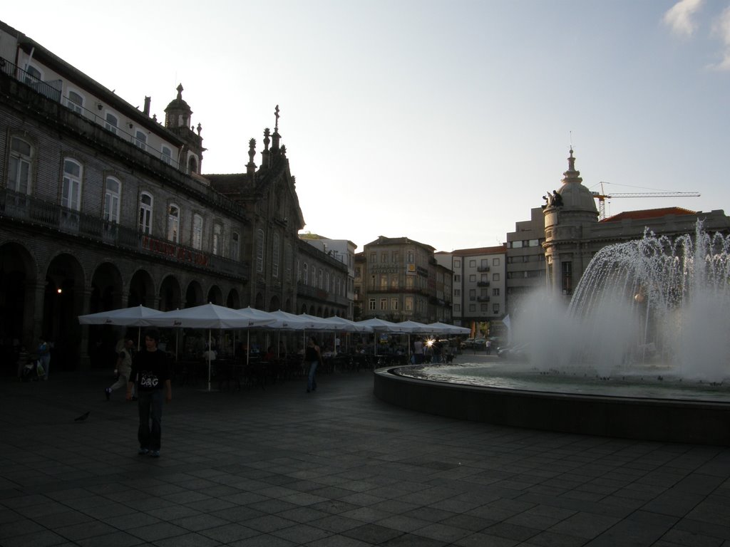 Av. Central (outra vista) by Luís Seixas