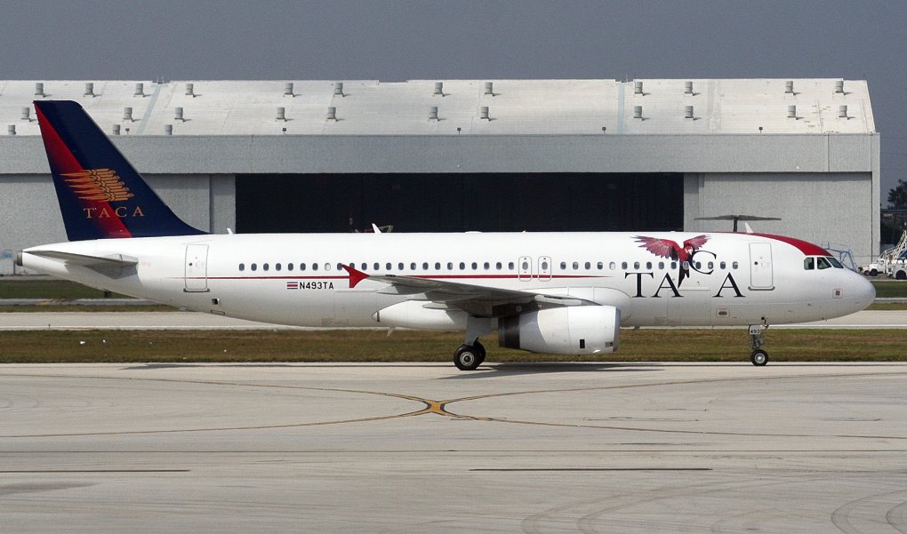 TACA Airlines at MIA (N493TA) by Dean Zanello