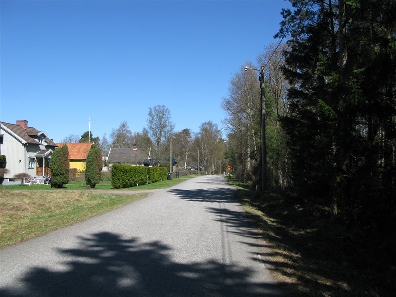 Svankällevägen, Halleröd (2010) by Biketommy