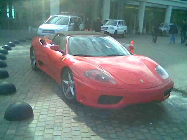 Ferrari en Hotel Sheraton Miramar, Chile, Viña Del Mar by sebax_xino