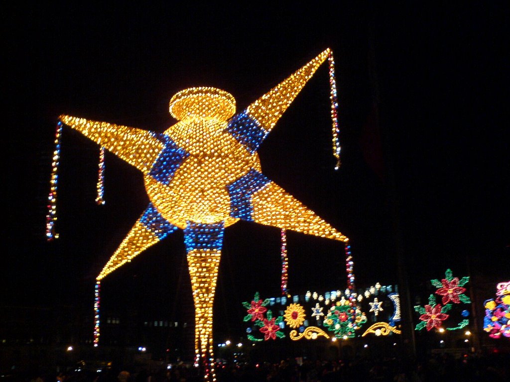 Zocalo at Christmas 2006 by Etienne Samii