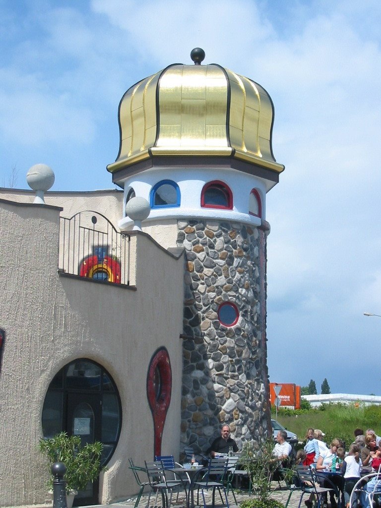 Hundertwasserhaus Staad / Altenrhein by Max Ramsauer