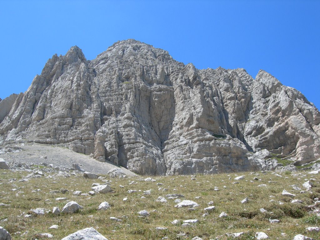 Montemonaco, Province of Ascoli Piceno, Italy by Roberto Brencio