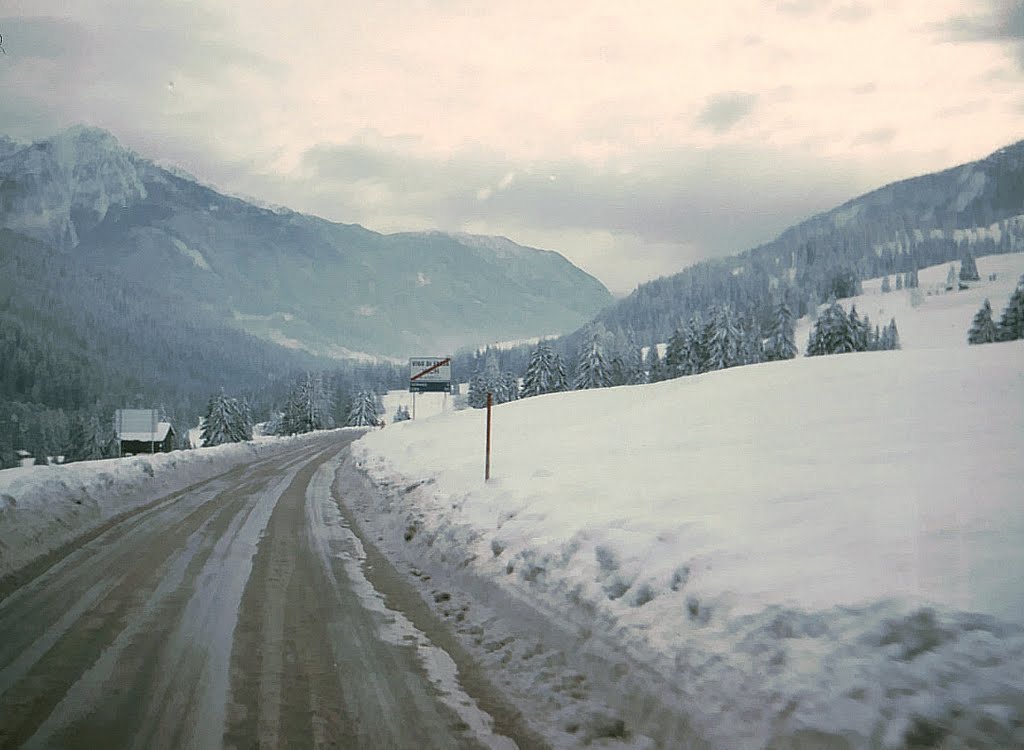 Dolomite, winter - 1986 by Isaie D analogue