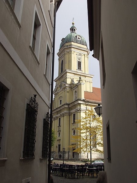 Neuburger Hofkirche by Dieter Bergbauer