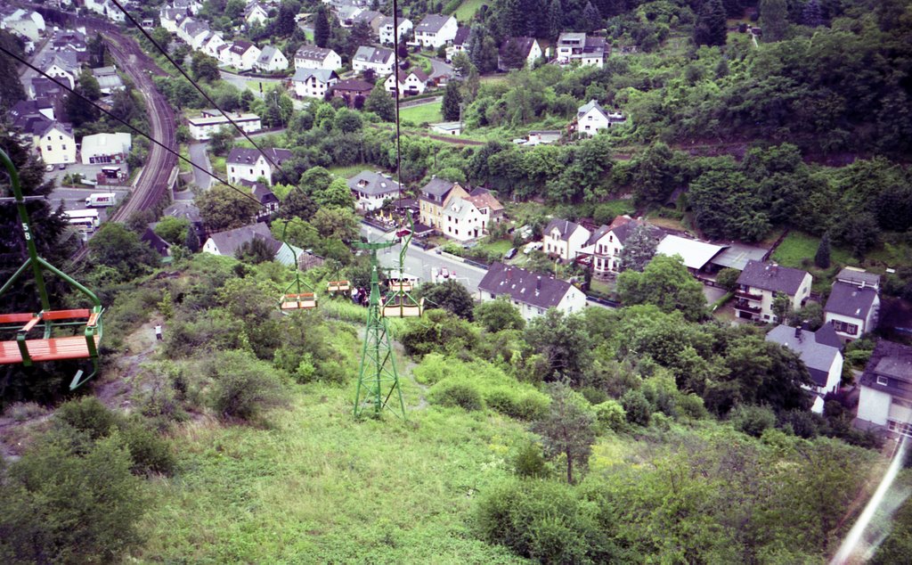 Rhinen 2004 "Svævebanen i Boppard" by kjokim