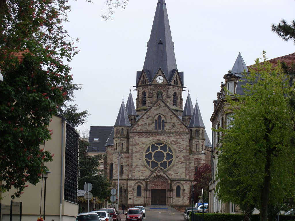 Temple Protestant à Sarreguemines by frédéric-genevieve