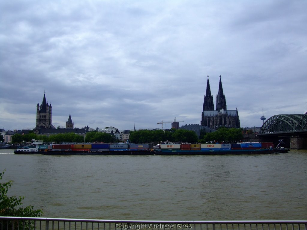 Altstadt mit Dom by airandy